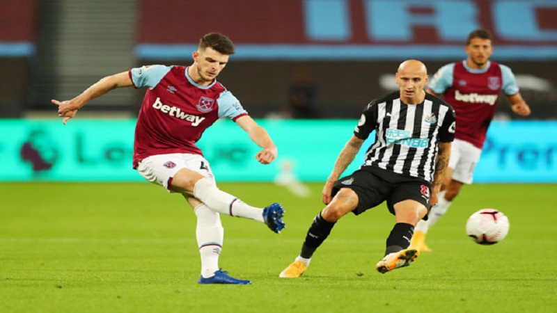 Soi kèo châu Á của Newcastle vs West Ham tại uk88