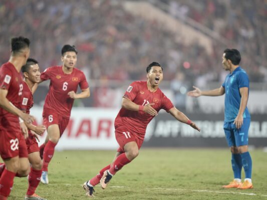 Thái Lan bất ngờ hòa 2-2 với Việt Nam tại chung kết AFF Cup cùng UK88